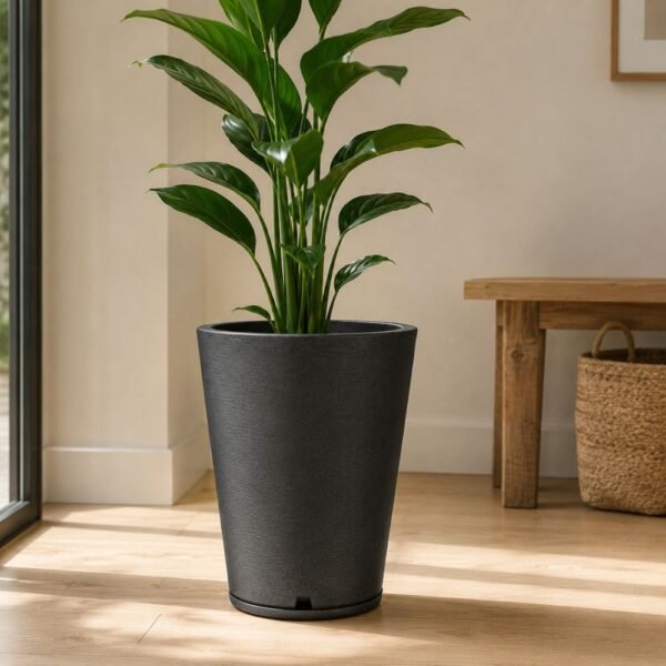 Maceta Rotomoldeada Floridis Ginebra Cono 38x57 62L con Plato
